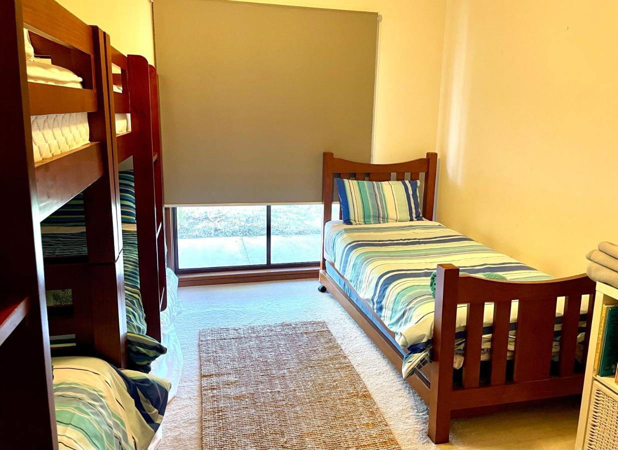 Fareview Beach House Emu Bay Экстерьер фото